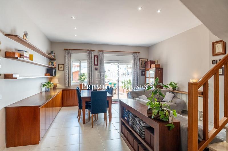 Foto e9d1d470-67ad-429e-8968-80d5f2262b1d. Planta baja  con gran patio en Centre Sitges