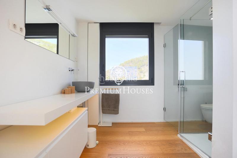 Foto 0761770c-6075-40ef-9e78-4d47bfe75f6d. Casa con riscaldamento parcheggio piscina in Levantina - Montgavina - Quintmar Sitges