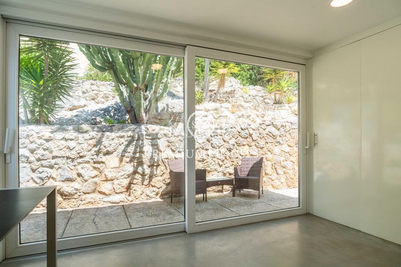 Foto c2be6643-8e07-4d19-bff4-54fadcbcfb18. Casa amb calefacció aparcament piscina a Levantina - Montgavina - Quintmar Sitges