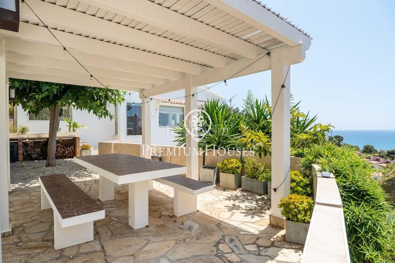 Foto cc16c683-588f-4251-8bd8-e3028ccf28b8. Casa amb calefacció aparcament piscina a Levantina - Montgavina - Quintmar Sitges