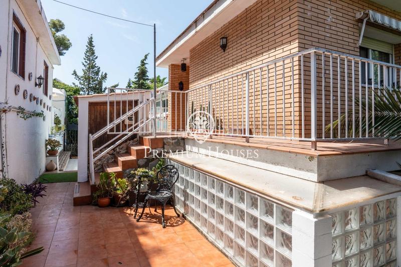 Foto ec93b715-b43a-43cf-a729-6bdf9ecb6547. Maison avec chauffage parking piscine dans Bellamar Castelldefels