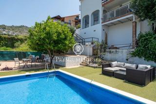Maison à Levantina - Montgavina - Quintmar. Casa independiente con jardín y piscina en quintmar