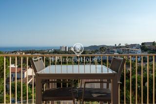 Piso en Vallpineda - Rocamar. Piso con vistas al mar y terraza en vallpineda