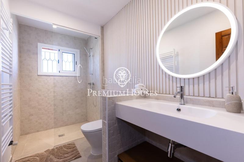 Foto 656b5a39-6e43-4ac2-abf4-893e24d1b7f7. Alquiler casa  reformada con piscina de alquiler temporal en Cunit