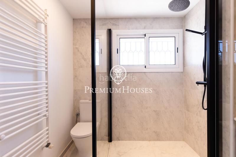 Foto 18402ecf-c5c0-4503-899f-0febe0469aa5. Rent house with heating parking pool in Cunit residencial Cunit