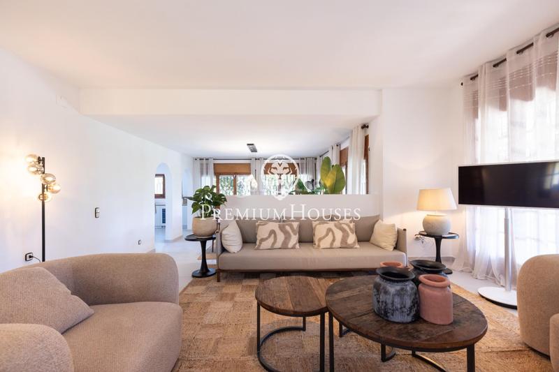 Foto 7359ecf9-60d3-4ac5-8748-2956a312fd5d. Rent house with heating parking pool in Cunit residencial Cunit