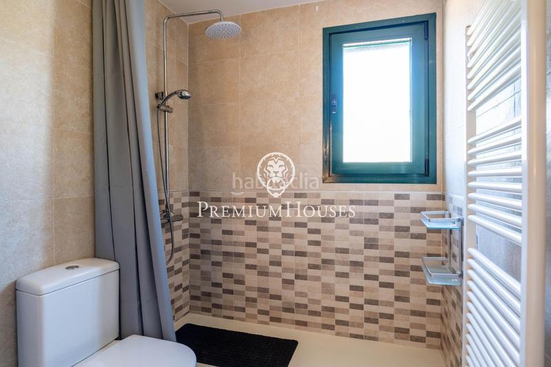 Foto 54837cf7-59fa-408d-833b-b7f970e62e74. Casa adosada  esquinera con jardín y vistas al mar en vallpineda en Sant Pere de Ribes
