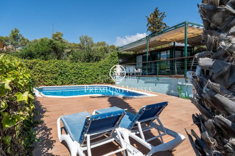 Foto bf238ade-e626-4c7c-9361-439402a40a0c. Casa adosada  esquinera con jardín y vistas al mar en vallpineda en Sant Pere de Ribes