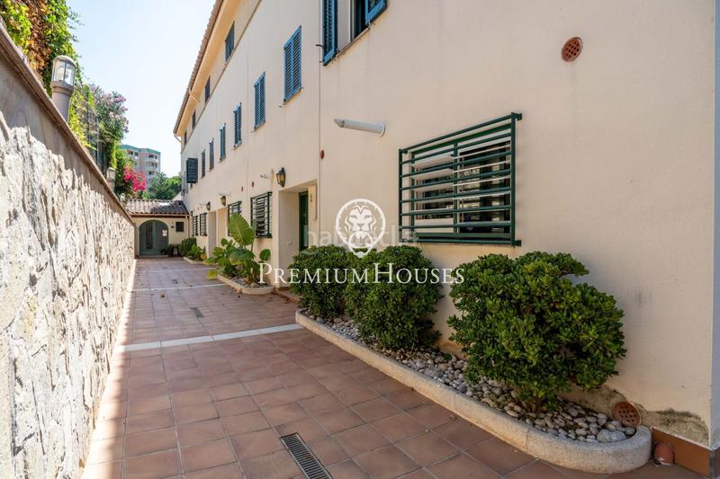 Foto f4e5c320-8b95-4f72-8ea3-f1edb1e450c9. Casa adosada  esquinera con jardín y vistas al mar en vallpineda en Sant Pere de Ribes