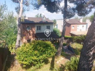 Rent House in La Mora. Casa de alquiler temporal en la mora