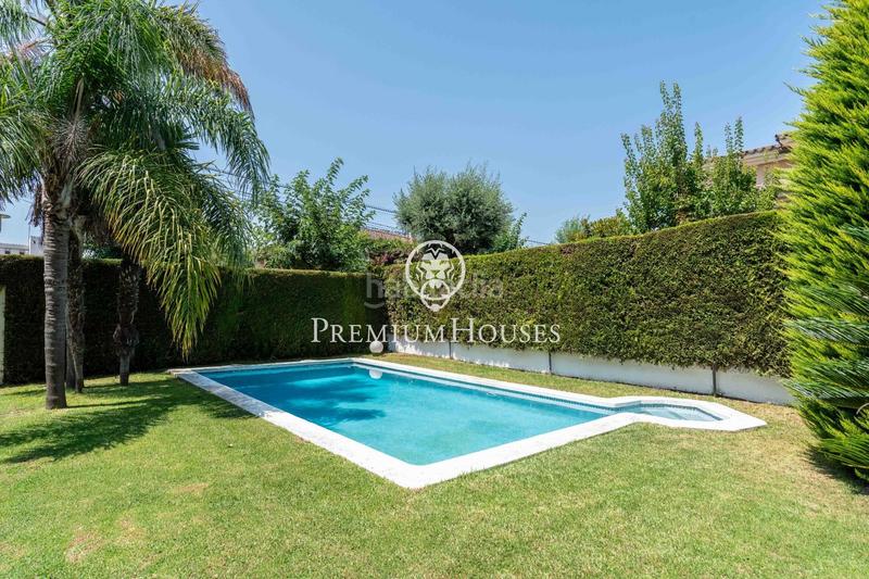 Foto becd7dbc-c65f-4ab0-b55d-192ca8bf6257. Casa  independiente con piscina y jardín en vilafortuny en Cambrils