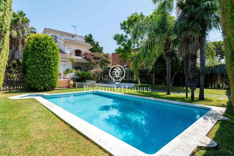 Foto f00848cd-c336-4713-8ef6-f148e191a4b5. Casa  independiente con piscina y jardín en vilafortuny en Cambrils