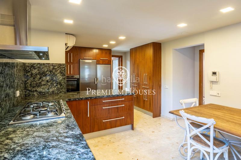 Foto a93a8e3c-867b-4dea-a6a5-e083082d01a0. Casa  independiente con piscina y jardín en Vilafortuny en Cambrils