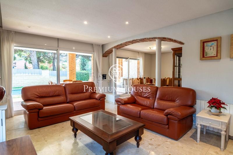 Foto b5a75501-f4e8-4278-a937-f012633b65ba. Casa  independiente con piscina y jardín en Vilafortuny en Cambrils