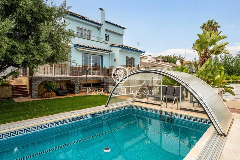 Foto 0cc99f7d-85c4-4ef0-9612-ad8d9532a920. Casa con riscaldamento parcheggio piscina in Vallpineda-Santa Bàrbara Sitges