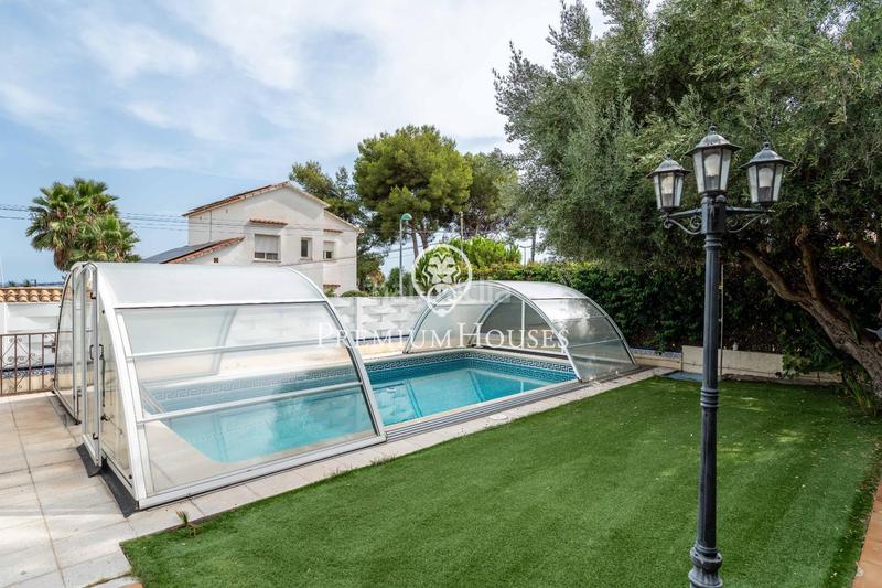 Foto fe1f36b9-33b8-4533-a0b6-bc36dfc053dd. Casa con riscaldamento parcheggio piscina in Vallpineda-Santa Bàrbara Sitges