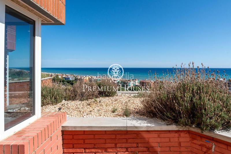 Foto 8f80d5e7-a40c-4394-b94d-934c8cd1f2be. Miete dachwohnung mit heizung parking pool in les botigues de Sitges Sitges