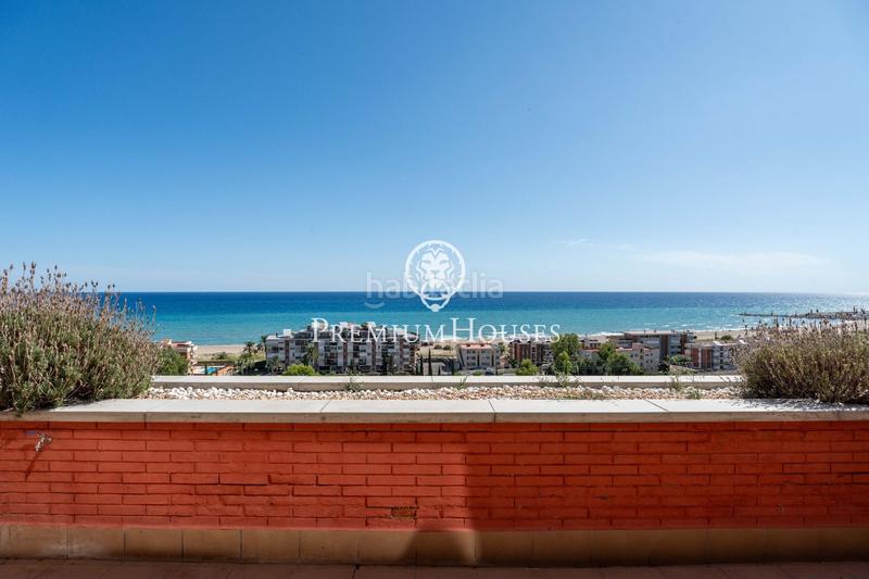 Foto 902278fb-2a41-4091-8251-70bed99fba19. Miete dachwohnung mit heizung parking pool in les botigues de Sitges Sitges