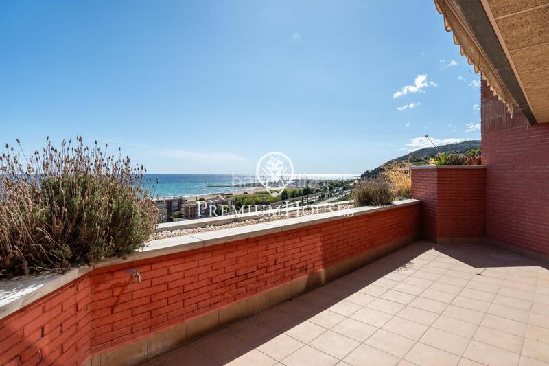 Foto f685a17f-29ba-4935-b4f8-0b5e5e715353. Miete dachwohnung mit heizung parking pool in les botigues de Sitges Sitges