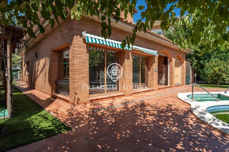 Foto 36c1c4a7-ba6d-49ba-bf9f-043dc18bb8f1. Casa amb calefacció aparcament piscina a Bellamar Castelldefels