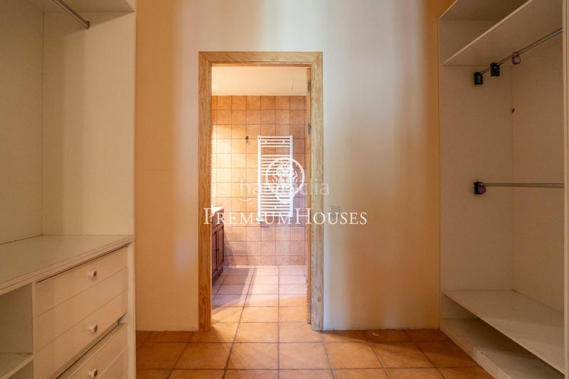 Foto aedbc49d-53a8-4107-baf5-3742372490e9. Casa amb calefacció aparcament piscina a Bellamar Castelldefels