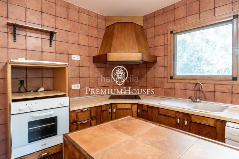 Foto ead3689c-5df8-47e3-a6ae-c55cf5deadab. Casa amb calefacció aparcament piscina a Bellamar Castelldefels