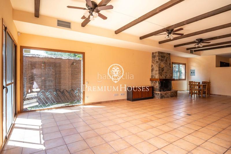 Foto f2bcd4c1-a5cc-4a44-a9db-c033dc14535e. Casa amb calefacció aparcament piscina a Bellamar Castelldefels