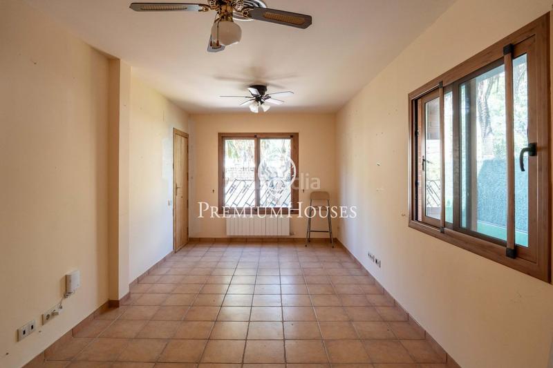 Foto fba2bc1f-5f08-474c-8004-1f2d97d4d63a. Casa amb calefacció aparcament piscina a Bellamar Castelldefels