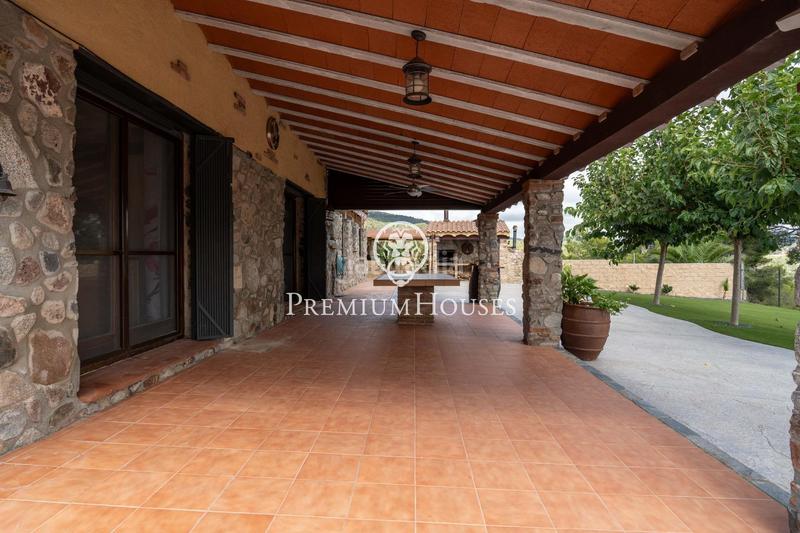 Foto 08c474f0-892e-4d5d-8682-727f1cb88452. Haus mit heizung parking pool in Maspujols