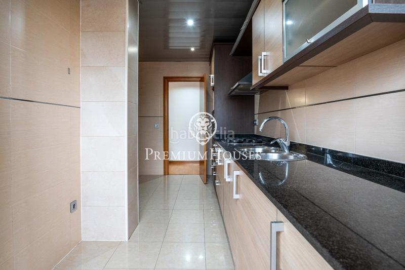 Foto 5802fa3e-079c-41ef-b6ce-68841ad65048. Piso  con terraza y vista despejadas en can calderon en Viladecans