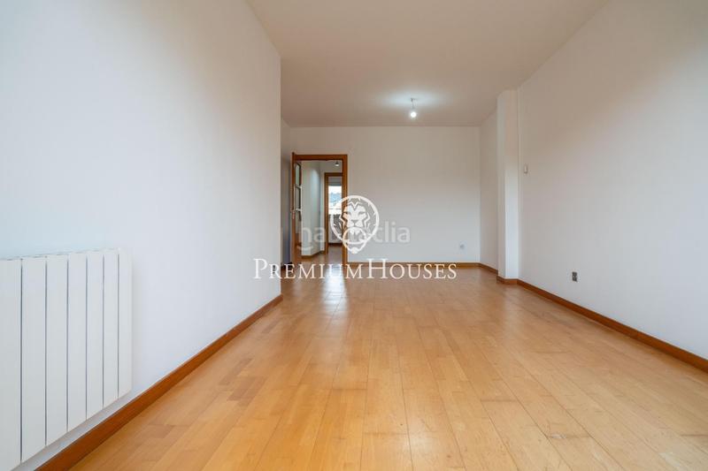 Foto 94725cbb-39c5-44ad-a13a-7999c73eee78. Piso  con terraza y vista despejadas en can calderon en Viladecans