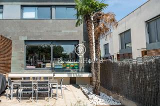 Casa adossada a Jardins de Vilafortuny - Mas d'en Bosch. Adosado con patio y zona comunitaria en vilafortuny