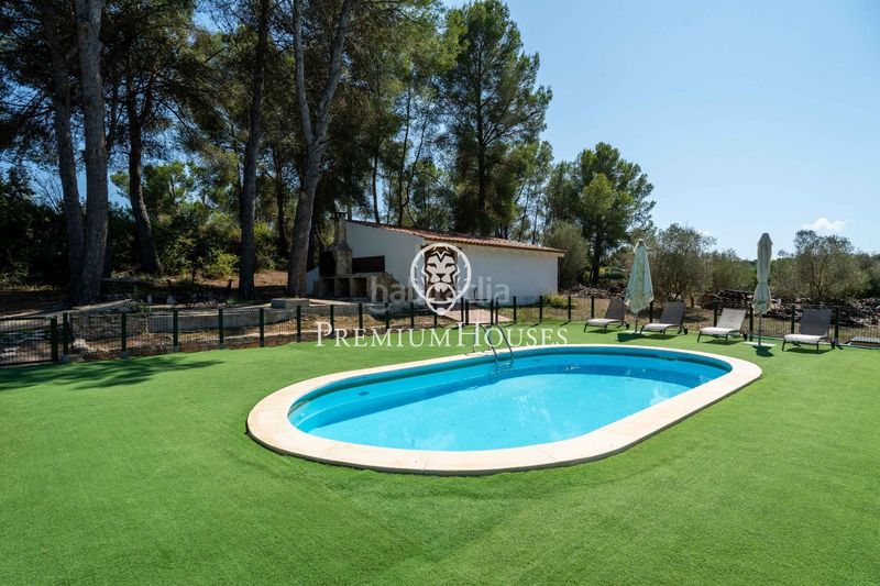 Foto 389af38a-2ac0-4734-87b7-c382279f1800. Masia amb calefacció piscina a Catllar (El)