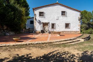 Masía en Catllar (El). Finca rústica con encanto en el catllar