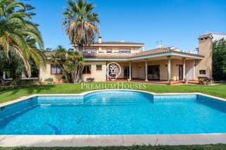 Haus in Els Tallats - Mas Olivé. Casa independiente con piscina y jardín en vilafortuny