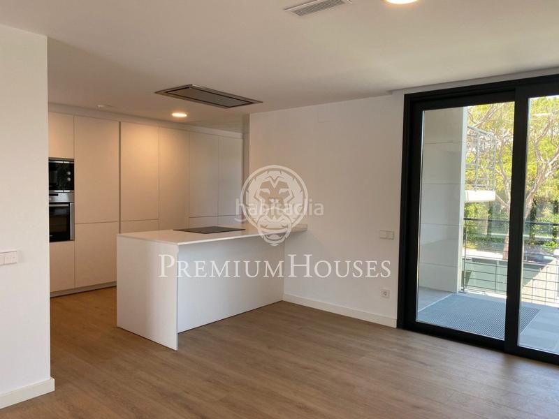 Foto 64e75dab-3a41-4d32-a0cc-6446f89dc876. Alquiler apartamento precioso apartamento en alquiler en gavá mar a 200 m de la playa en Gavà