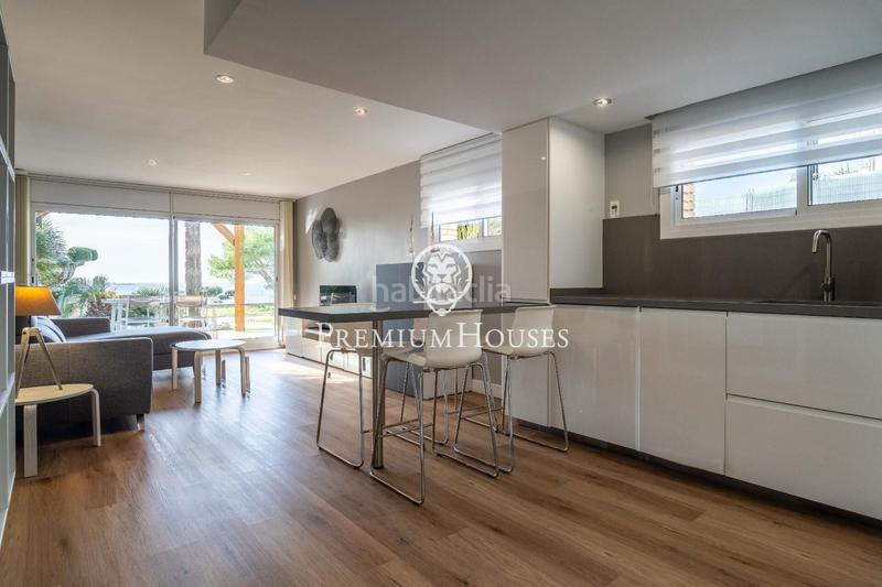 Foto 4941e631-17b1-489e-8a79-dc787bf2353b. Casa  independiente en primera línea de mar en urbanizacions de Llevant en Tarragona