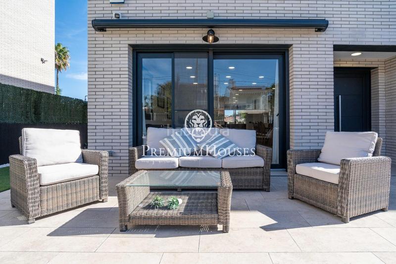 Foto 5d00b24a-9587-4076-a7f9-59d2c7b6c0d1. House with heating parking pool in Vilafortuny Cambrils