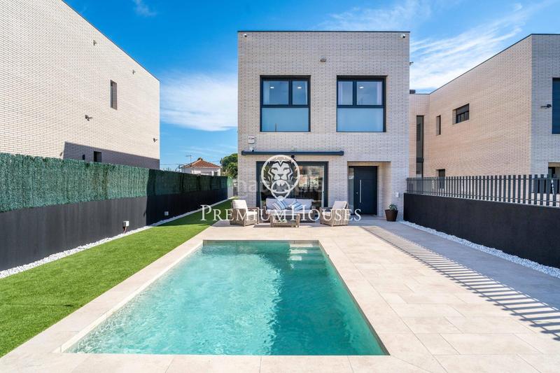 Foto ab75442e-4a28-4eee-85de-cc460f04fc07. House with heating parking pool in Vilafortuny Cambrils