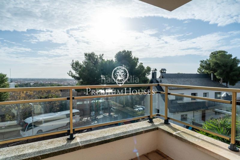 Foto 5db39b74-ff2c-4c83-ab58-37b89b1c3ed9. Casa amb aparcament piscina a Can Roca Castelldefels