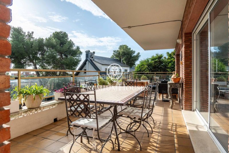 Foto 8253491e-8ea9-4123-8890-2520753984b0. Casa amb aparcament piscina a Can Roca Castelldefels