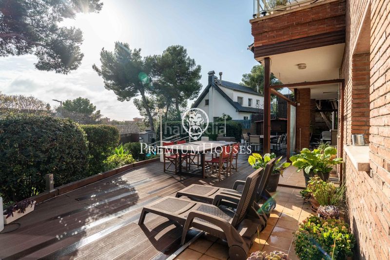 Foto dda5f97b-3d48-4c6c-a765-1bdab404d2b5. Casa amb aparcament piscina a Can Roca Castelldefels