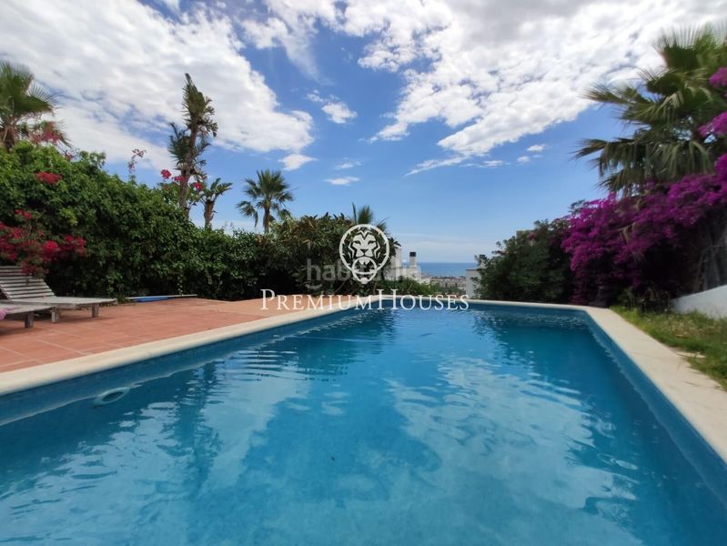 Foto 77ed56fa-a9ae-4fac-b891-01c1cc20930c. Casa amb calefacció aparcament piscina a Vallpineda-Santa Bàrbara Sitges