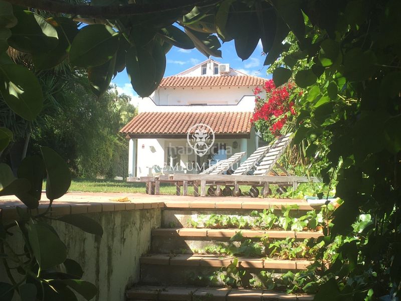 Foto f6167db6-828d-42ba-8742-1a1267e271bf. Casa amb calefacció aparcament piscina a Vallpineda-Santa Bàrbara Sitges