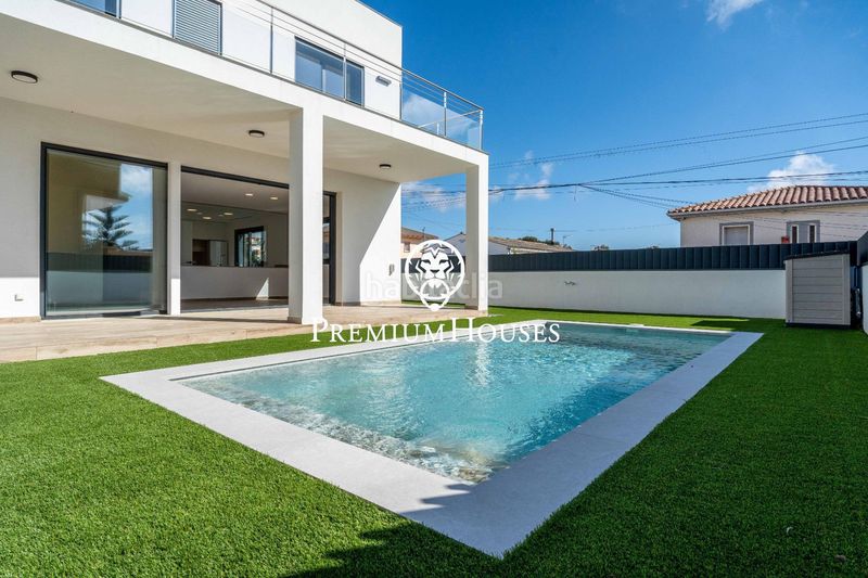 Foto 15975bfb-01cc-45fb-8ccd-03e3b0f17a26. Casa amb calefacció piscina a La Franquesa-Oasis Park Vendrell (El)