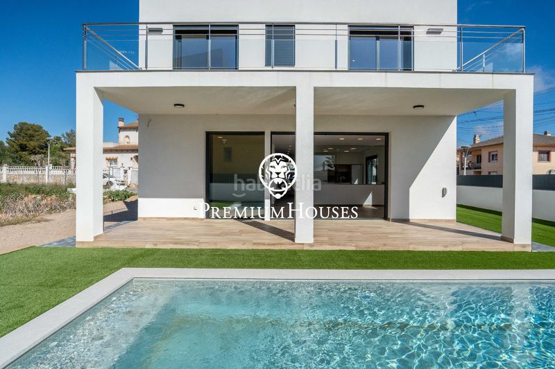 Foto b4c007bc-5843-4df1-b4c7-1de43c9281e6. Casa amb calefacció piscina a La Franquesa-Oasis Park Vendrell (El)