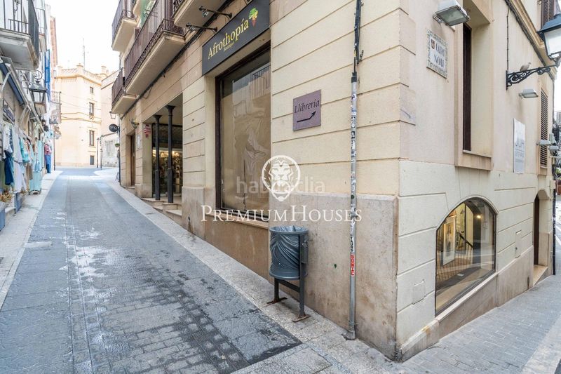 Foto f4cf1193-78d8-49ac-8881-53391edf7319. Local comercial a Centre Sitges