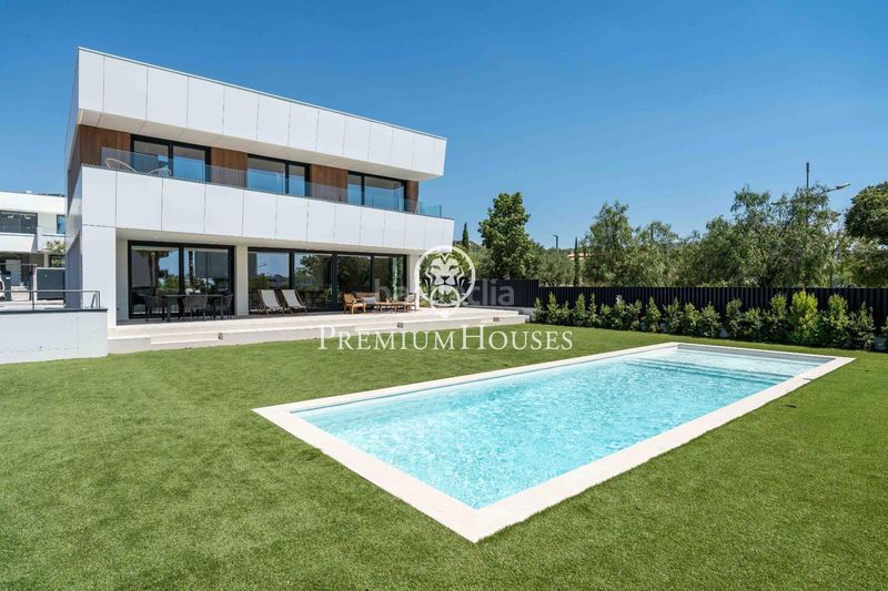 Foto 0e7ec8ef-a19c-4c18-8636-bac0724e5ef6. Casa amb calefacció aparcament piscina a Can Pei Sitges