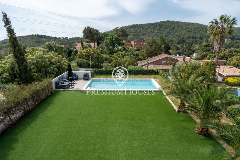 Foto a3adf09d-774b-490c-988c-85a242f53b4c. Casa amb calefacció piscina a La Sentiu Gavà