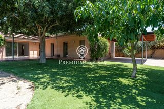 Haus in Catllar (El). Casa independiente en el catllar